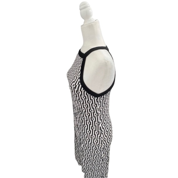 Tart Black & White Geometric Print Sleeveless Dress - Size Medium - Picture 8 of 14
